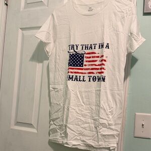 🌟 George Classic White Cotton T-Shirt. Try that in a small town. NWOT